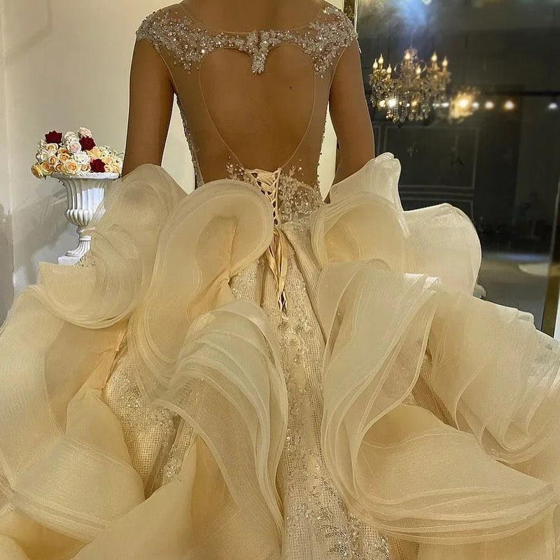 Long train wedding dress