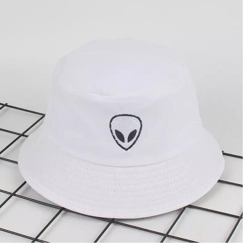 Alien Bucket Hat 👽⭐️ - Sour Puff Shop