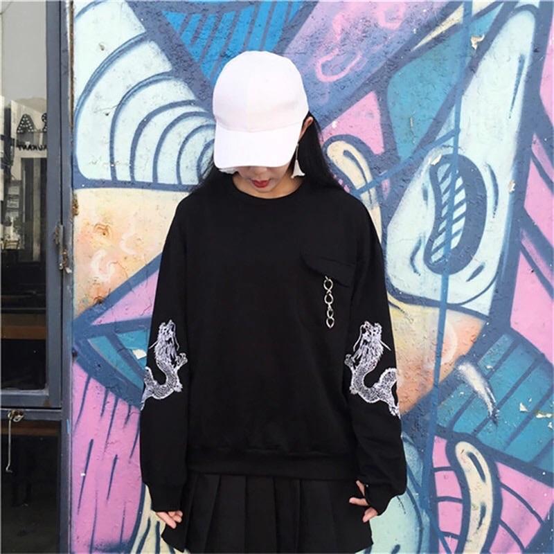 DRAGON SLEEVED SWEATSHIRT🖤🐉 - Sour Puff Shop