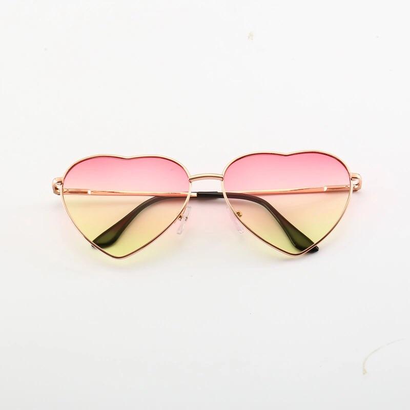 Vintage Heart Sunglasses 💞 - Sour Puff Shop